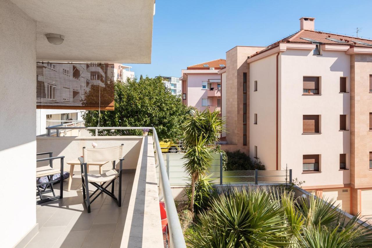 Modern Apt With Terrace 4 Min Walk To The Beach スプリト エクステリア 写真